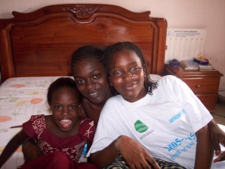 ENTRE COUSES